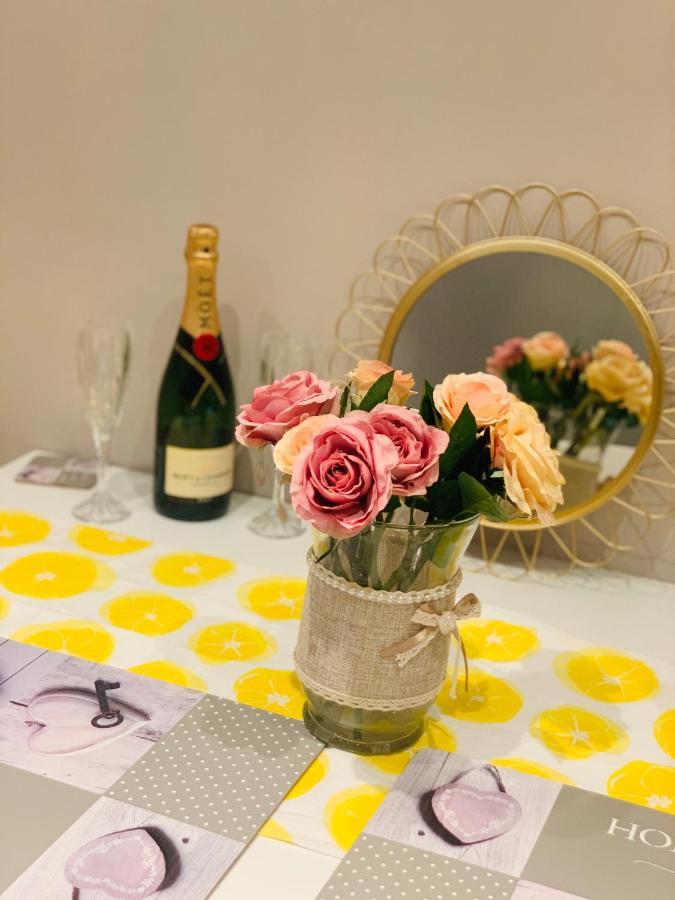 Confort View Apartment Iasi - 3 Rooms-Like Home ภายนอก รูปภาพ