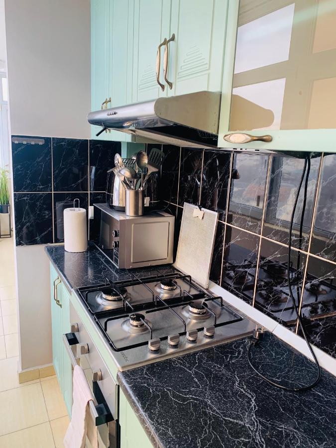 Confort View Apartment Iasi - 3 Rooms-Like Home ภายนอก รูปภาพ